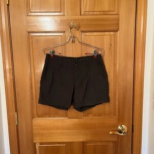 Prana Women’s Alana Short, 5”, size 4, dark grey